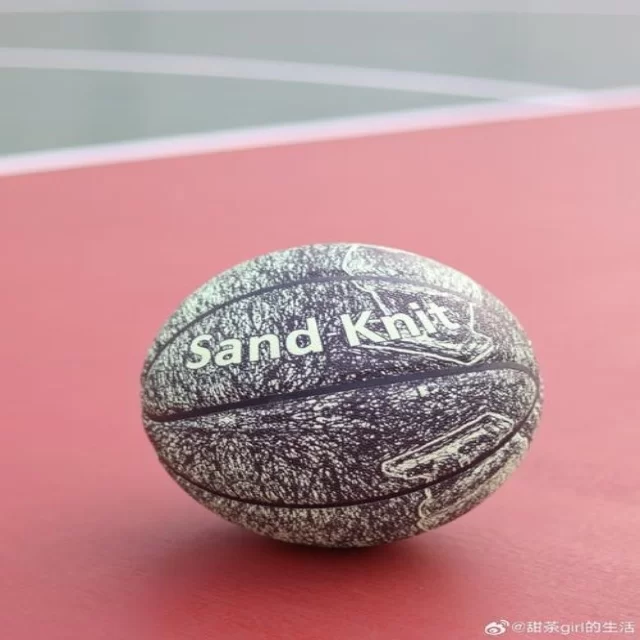 聚焦体育热点：明星人物与战术演变全解析