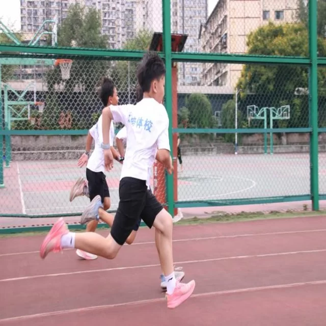 梁靖崑近期状态备受关注